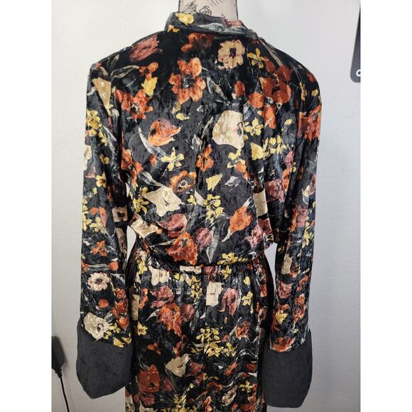 Be Fur Real Faux Fur Kimono Womens OS One Size Floral Velour Victorian Gothic - Picture 12 of 14